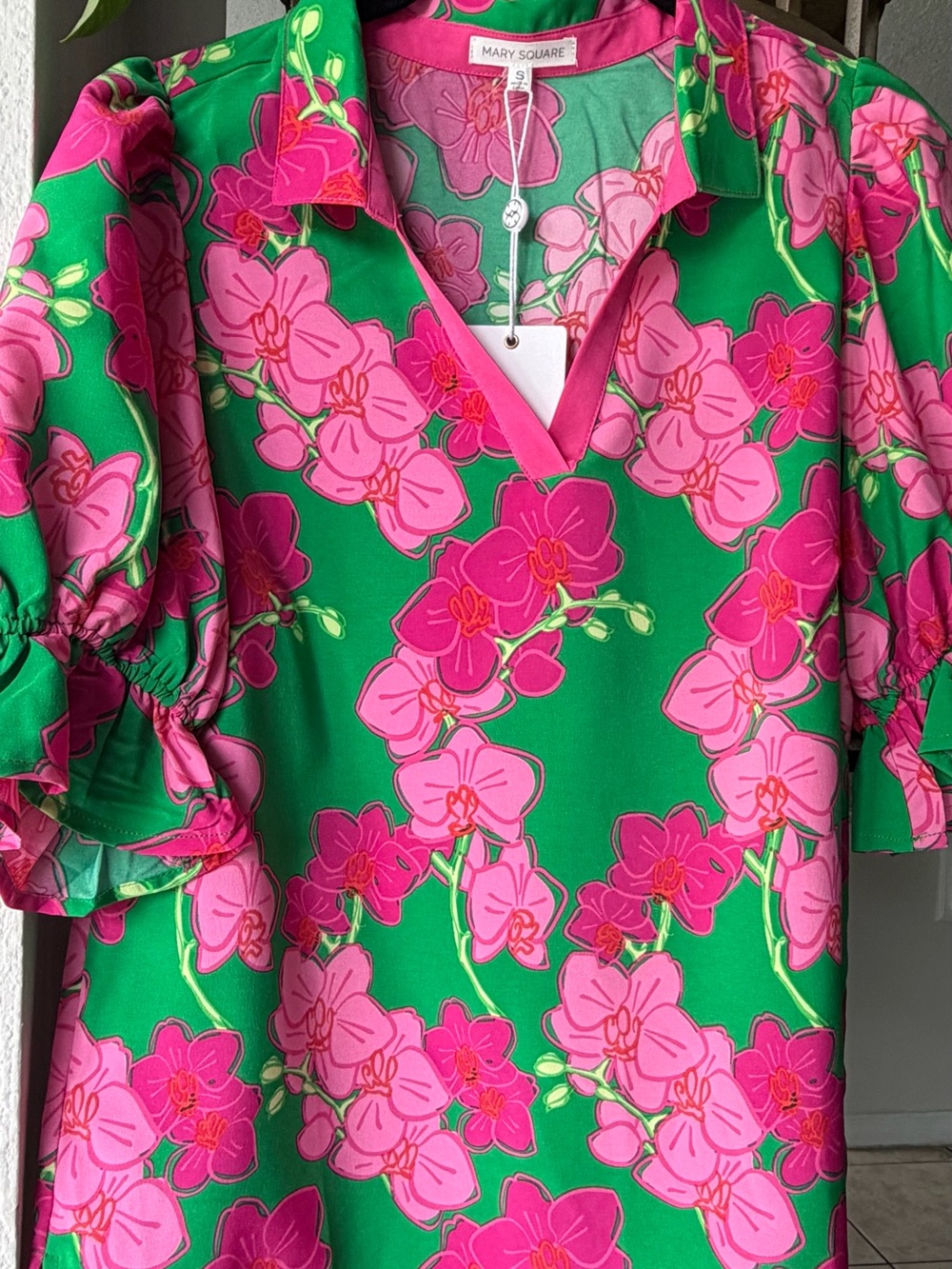 Mary Square Green & Pink Orchid V-Neck Puff Sleeve Tunic